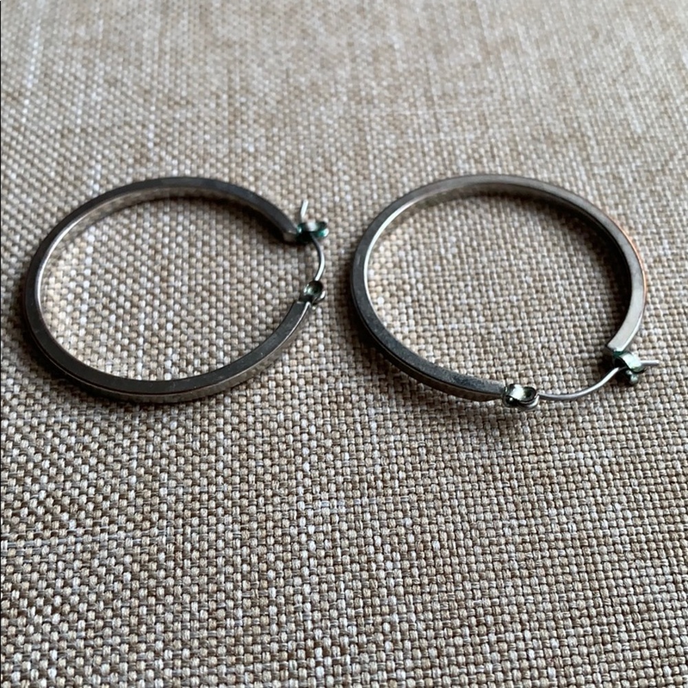 Simple Express Hoops - Picture 4 of 5